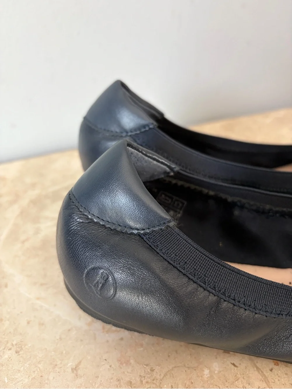 Lands End Ballet Flats Women's Sz 10 Navy Blue Leather Coastal Comfort Slip On